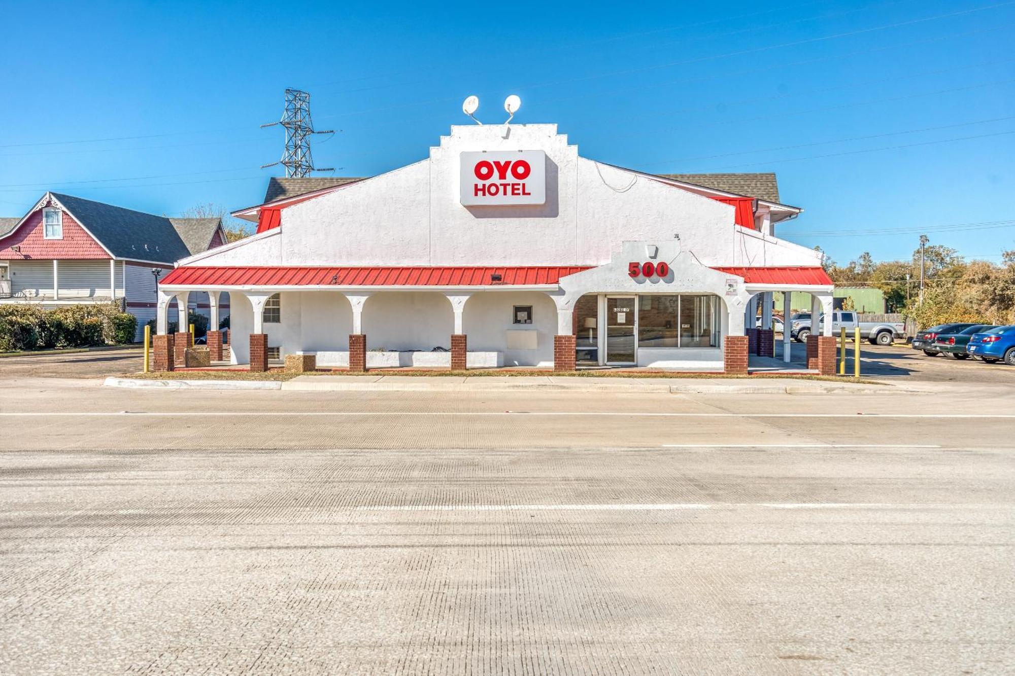 Oyo ホテル ウェーコ ユニバーシティ エリア / I-35 エクステリア 写真